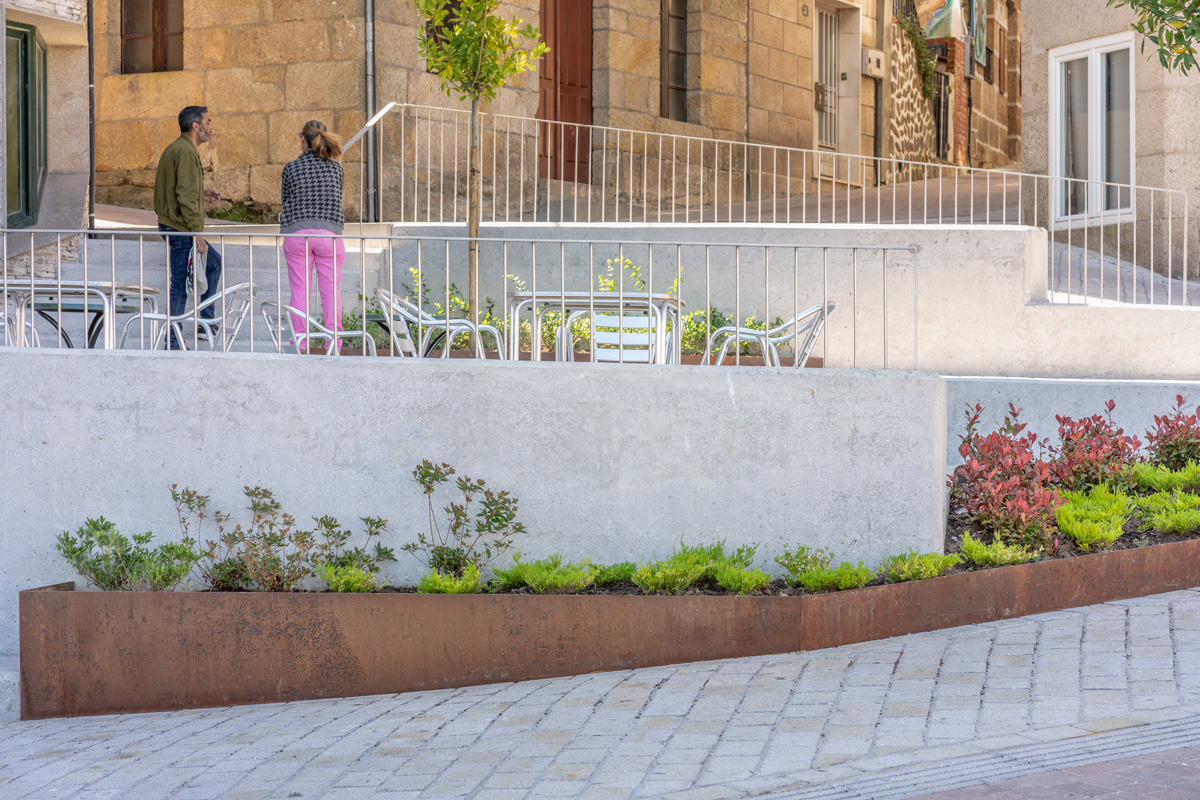 Proyecto de la Plaza dos Viños en Sanxenxo, por Crudo Arquitectura